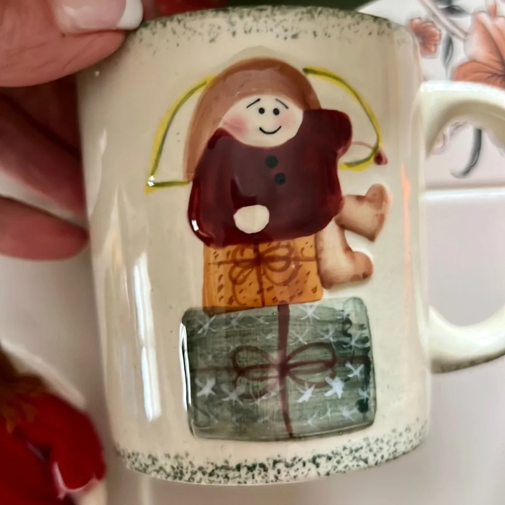 Angel Mug/Box/2 Oraments- See Description